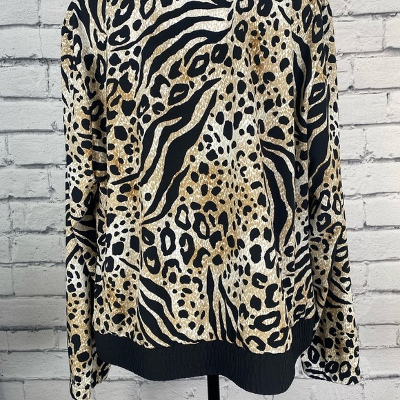 Chicos Animal Print Leopard Cheeth Bomber Jacket size Large Chicos size 2 - Picture 7 of 11